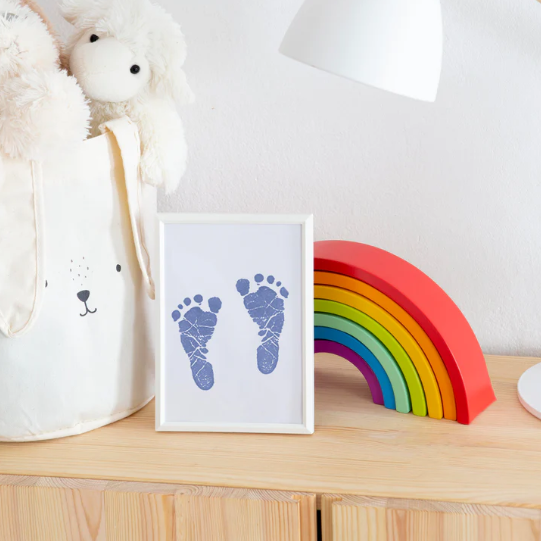 My Baby's Prints-Precious moments without any traces!